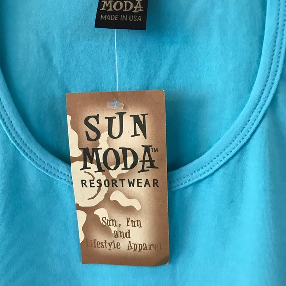 Embroidered Top - Picture 2 of 4